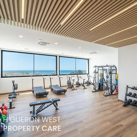 La Luz Del Mar - Seaview Pool Apartment, Fuengirola, Costa Del Sol * Fuengirola
