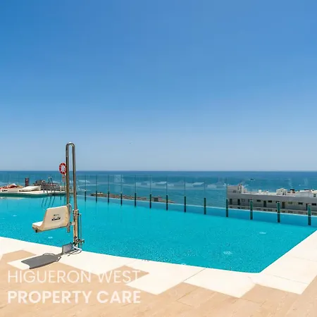 La Luz Del Mar - Seaview Pool Apartment, Fuengirola, Costa Del Sol *