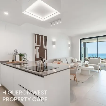 La Luz Del Mar - Seaview Pool Apartment, Fuengirola, Costa Del Sol * Fuengirola