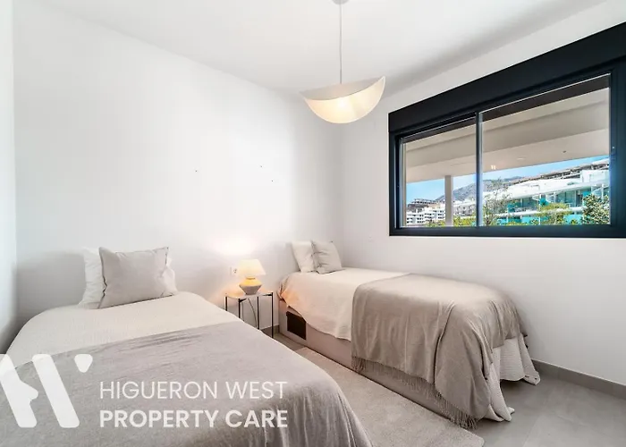 Seaviews Reserve Collection - La Luz Del Mar By Hwpc *